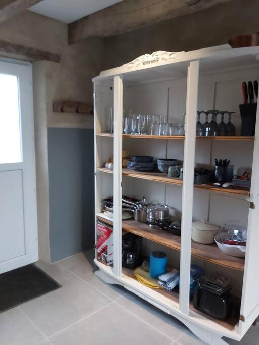 Beautiful 2 Bed Cottage With Swimming Pool Pagéas Buitenkant foto