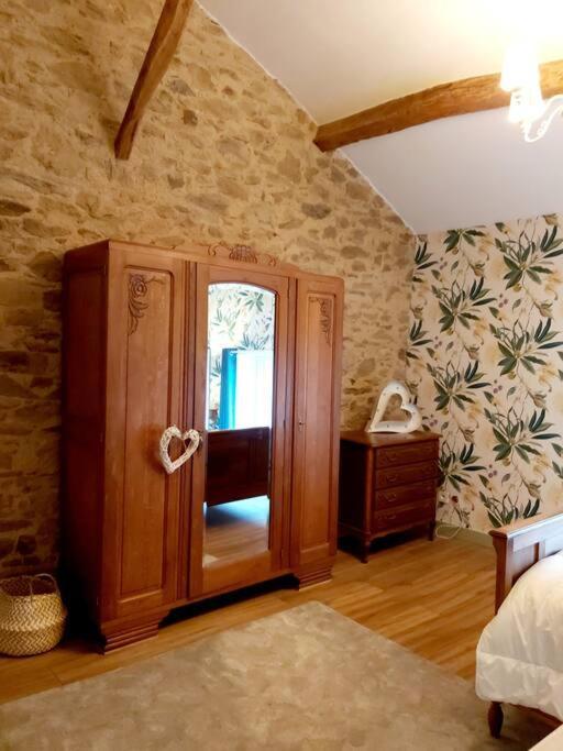 Beautiful 2 Bed Cottage With Swimming Pool Pagéas Buitenkant foto