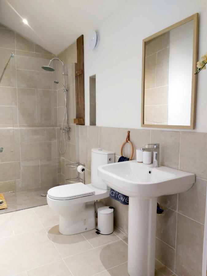 Beautiful 2 Bed Cottage With Swimming Pool Pagéas Buitenkant foto