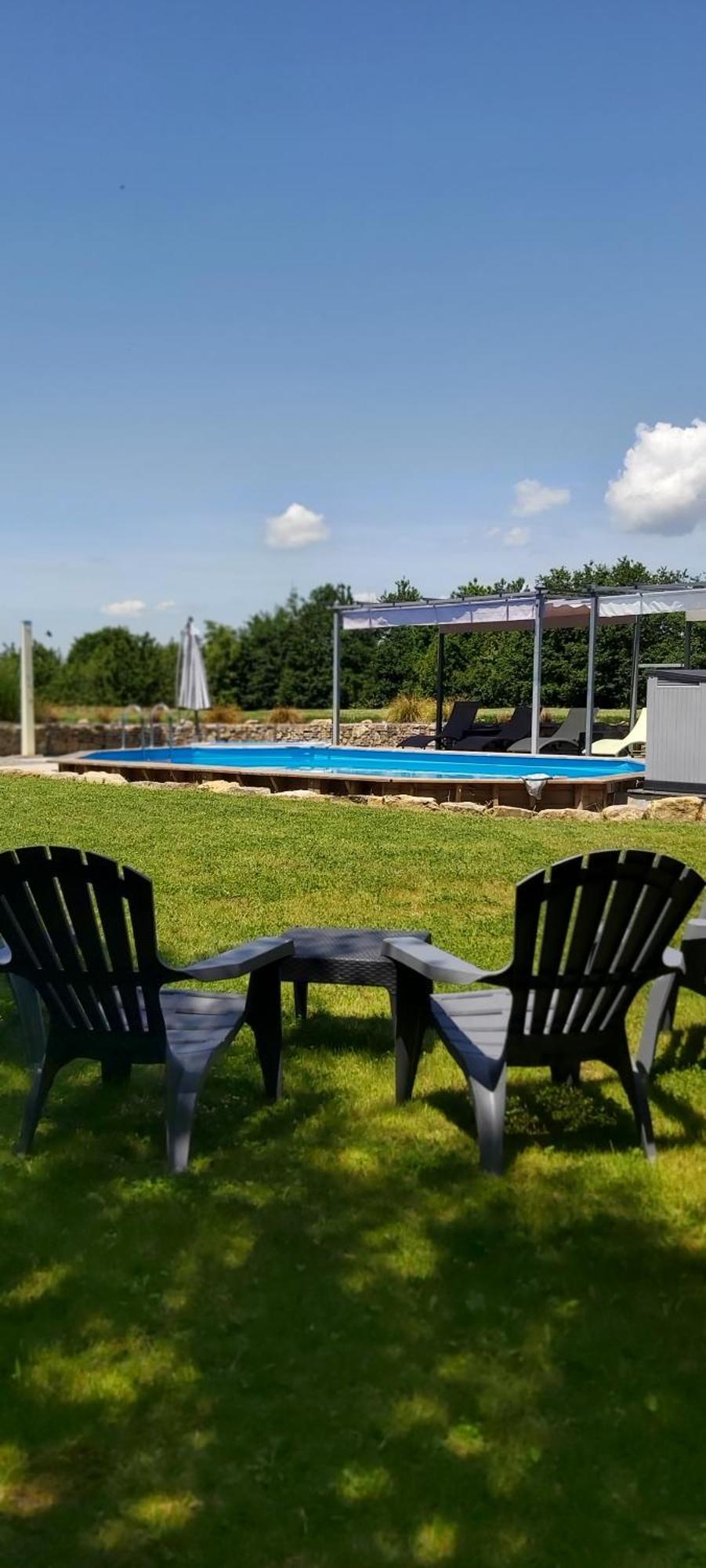 Beautiful 2 Bed Cottage With Swimming Pool Pagéas Kamer foto