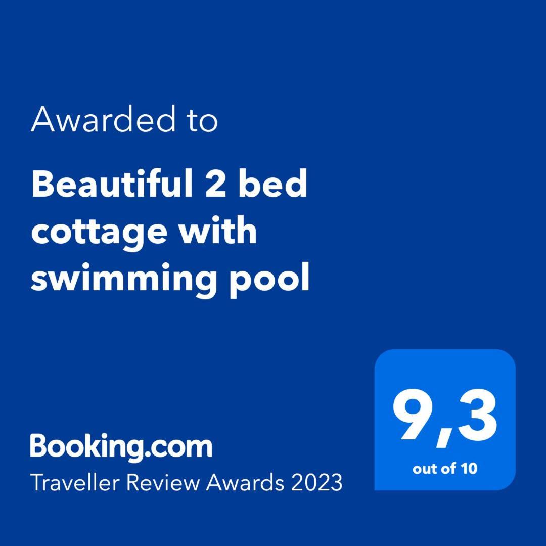 Beautiful 2 Bed Cottage With Swimming Pool Pagéas Kamer foto