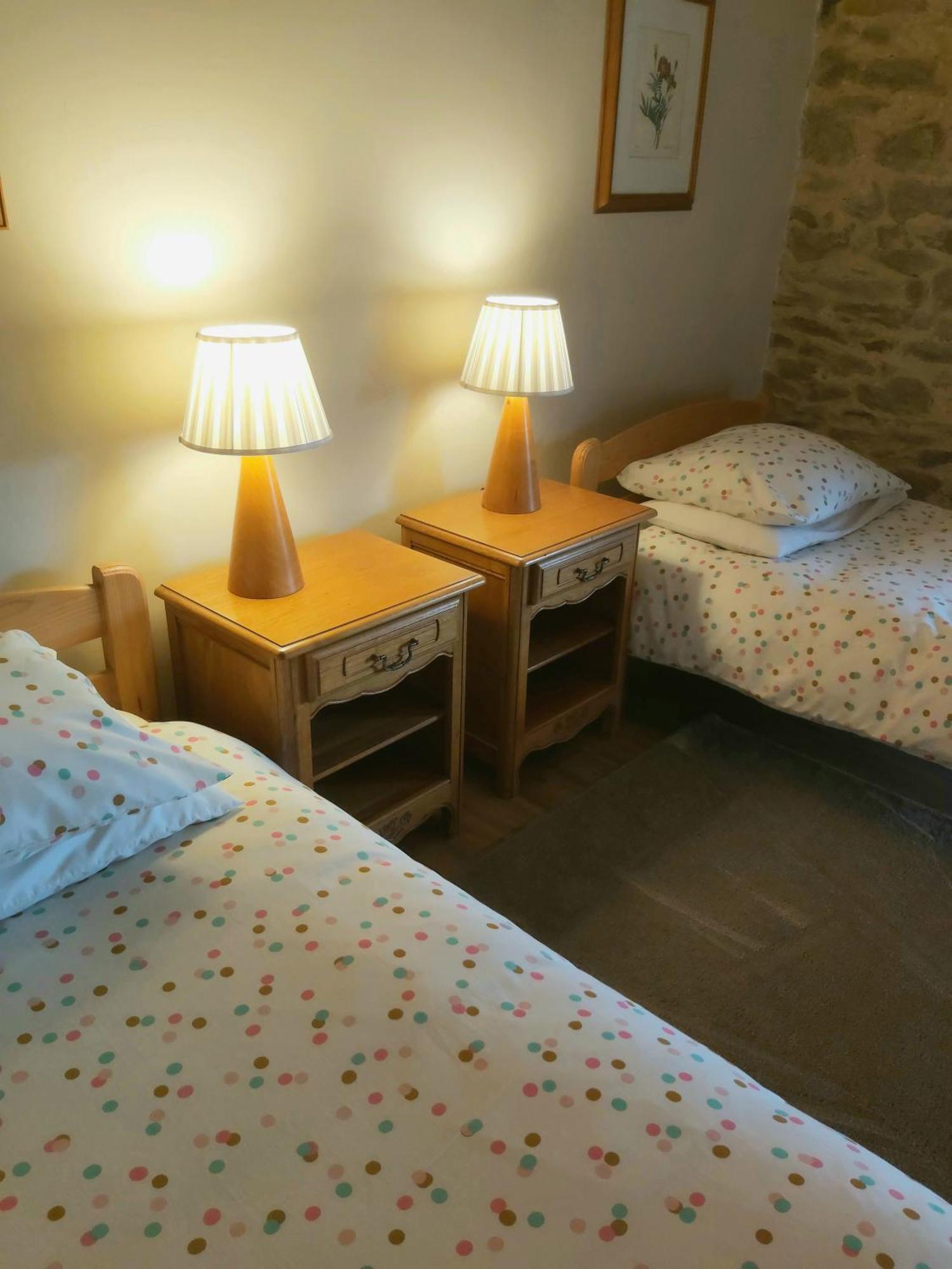 Beautiful 2 Bed Cottage With Swimming Pool Pagéas Kamer foto